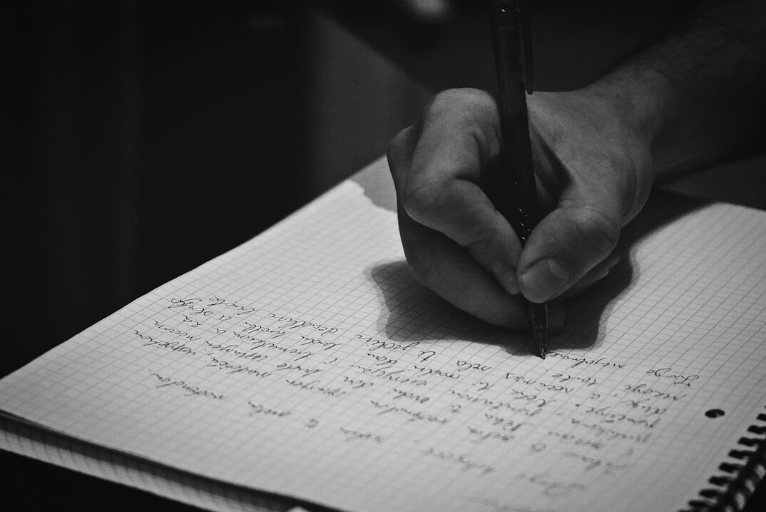 journalist writing report